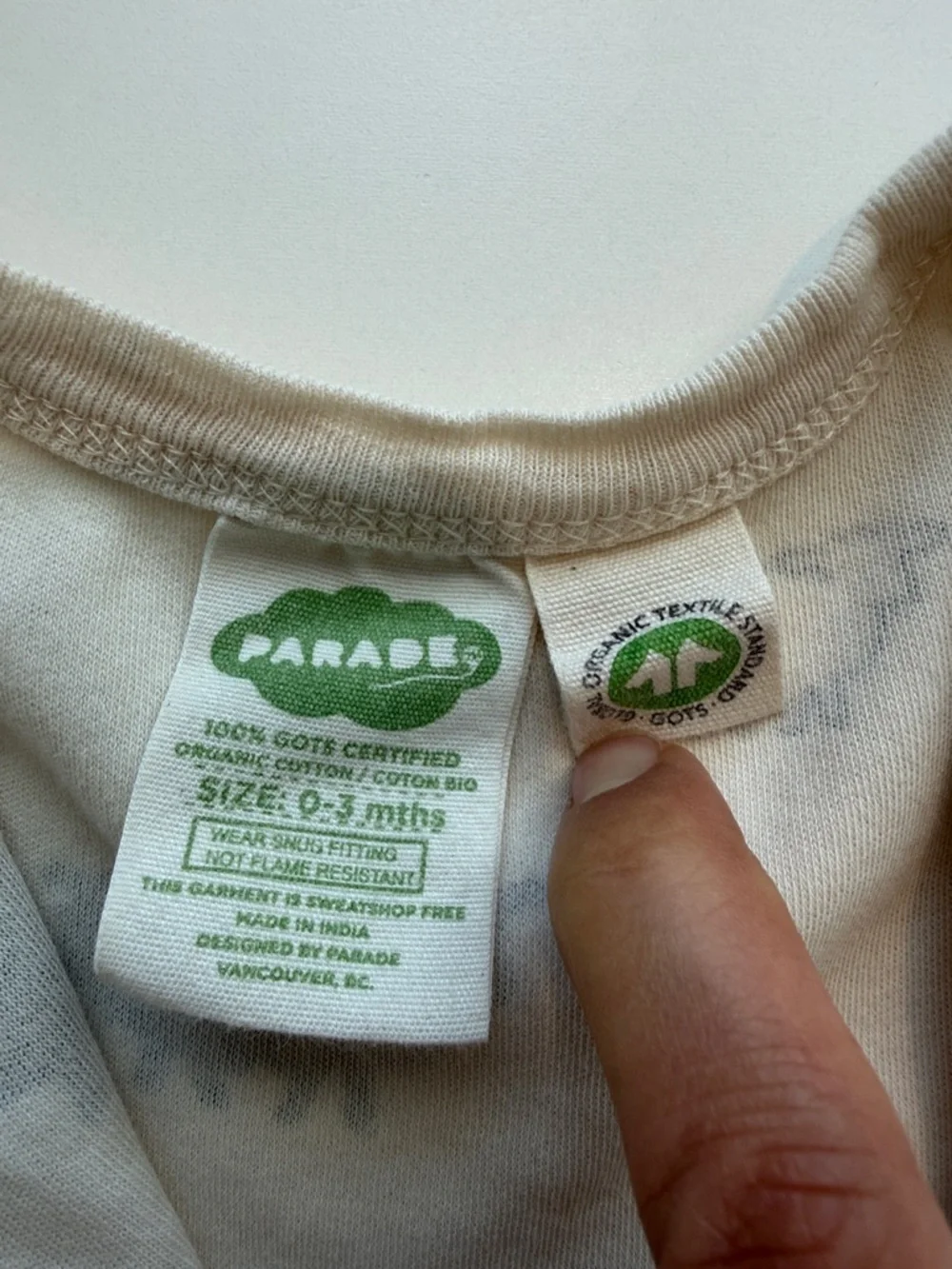 Parade cream short
